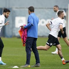 Funes ejerce como interino y Manolo aprieta por el relevo de José Alberto