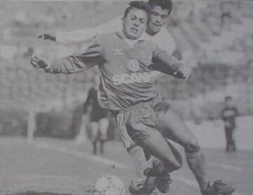 Hugo Vilches (Huachipato), en sus años en Universidad de Chile, donde jugaba de puntero derecho.