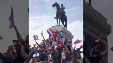 Entonando 'La Marsellesa': así celebraron los franceses en Chile