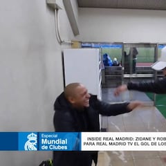 Roberto Carlos y Zidane recuerdan Glasgow a carcajada limpia