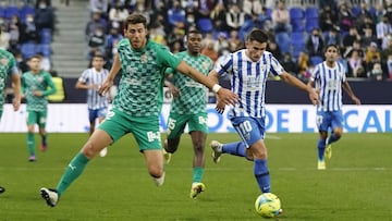 Jairo Samperio, durante el M&aacute;laga - Almer&iacute;a de esta temporada.