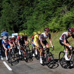 El coronavirus deja sin otro gregario a Pogacar