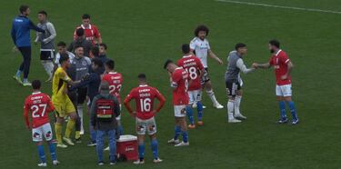 Un Clásico difícil para Zampedri: esto le gritaron los hinchas albos