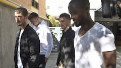 La plantilla sevillista visita a Berizzo en el hospital