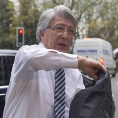 Cerezo: "No creo que haya salidas en invierno"