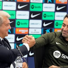 The reason Xavi Hernández changed his mind to stay as Barcelona head coach: what did he say?