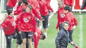 <b>DISTENDIDO. </b>El Atlético tuvo una sesión de entrenamiento distendida y relajada.