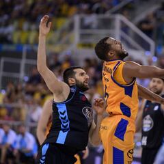 El Gran Canaria abusa del Breogán para sumar la primera