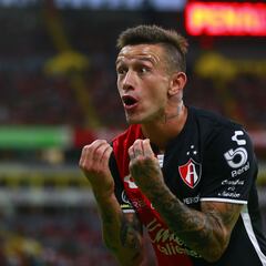 La posible alineación de Atlas para enfrentar a Chivas