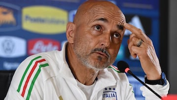 Soccer Football - Euro 2024 - Italy Press Conference - National Training Centre, Coverciano, Italy - June 8, 2024 Italy coach Luciano Spalletti during the press conference REUTERS/Jennifer Lorenzini