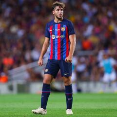 El Valencia pide al Barça la cesión de Nico González