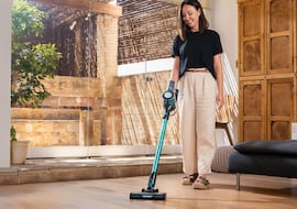 Así es la aspiradora vertical de Cecotec rebajada un 42% y que solo encontrarás en Amazon