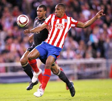 Jugó ocho años como rojiblanco en los que llegó a convertirse segundo capitán del equipo. Consiguió  dos Europa Leagues en 2010 y 2012 y una Supercopa de Europa en 2010 con el Atlético de Madrid.
