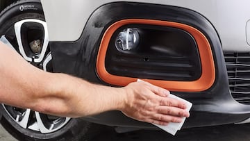 ¿Buscas rejuvenecer tu coche? Así es el renovador más vendido capaz de recuperar tus plásticos y que está disponible en Amazon.