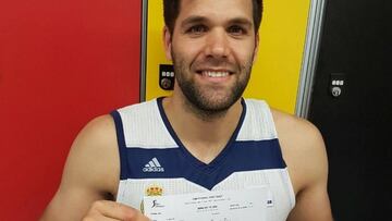 Felipe Reyes supera a Herreros y es histórico en valoración ACB