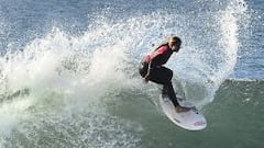 Chile recibirá su primer campeonato de surf femenino