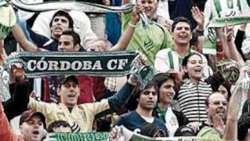 <b>ÚLTIMO ALIENTO. </b>La afición blanquiverde apoyará a los suyos en la final de esta tarde en Anoeta.