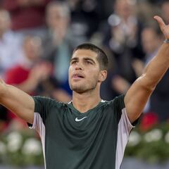 Alcaraz gana con nocturnidad a Basilashvili en su debut como top-10