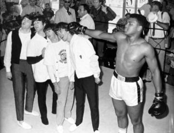 Muhammad Ali con los Beatles. 