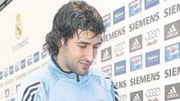 <b>EL CAPITÁN MEJORA. </b>Raúl ya no necesita las muletas para moverse.