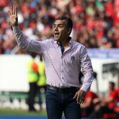 Ricardo Cadena, cerca de ser ratificado en Chivas