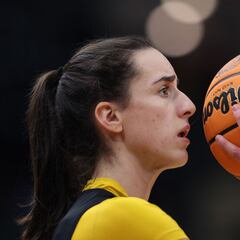 Has Caitlin Clark ever won the NCAA national championship?