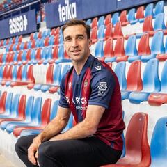 El Levante ficha a Manu Sánchez