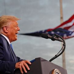 Newsmax expansion on Trump support and against Fox News