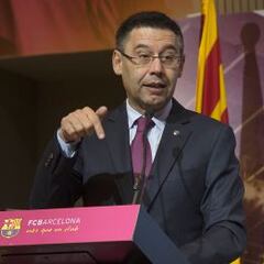 Socios piden a Bartomeu que impida el reparto de esteladas