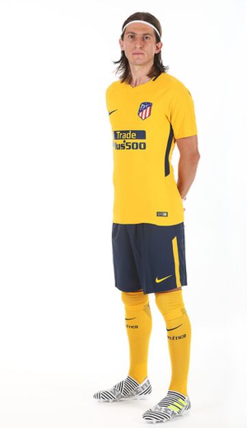 Atlético have also unveiled a yellow and blue change kit for the coming campaign.