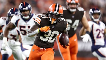 El running back explotó para 146 yardas y un touchdown en 22 acarreos en la victoria de los Cleveland Browns contra los Denver Broncos, 17-14.