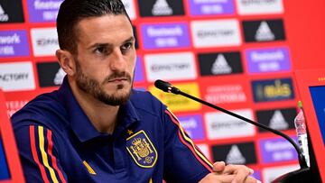 Spain's midfielder Koke attends a press conference at Qatar Universty in Doha on November 29, 2022, during the Qatar 2022 World Cup football tournament. (Photo by JAVIER SORIANO / AFP)