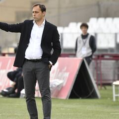 Fran Fernández deja entrever que renovará con el Almería