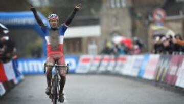 Francis Mourey gana en Namur.