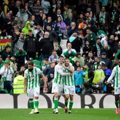 El Betis renace a costa del Athletic