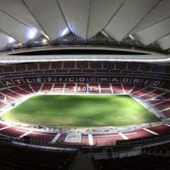 Videomarcadores y 'ribbon board' únicos en el fútbol español