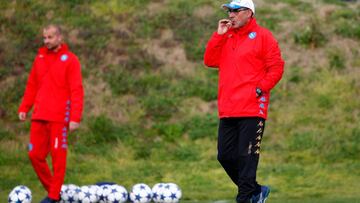 Pavoletti se queda fuera de lista del Nápoles ante el Madrid