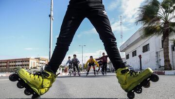 Patinaje en las calles de la Franja de Gaza