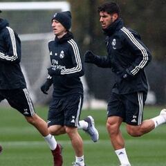 Solari ya trabaja con Modric, Asensio, Ceballos e Isco