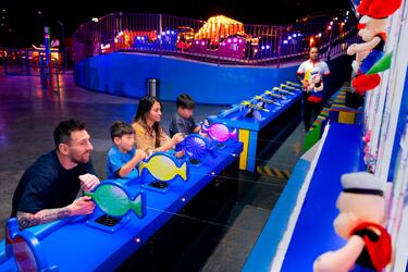 Además de no poder jugar se le suspenderá el sueldo durante ese periodo de tiempo. Se perderá el Troyes-PSG del próximo domingo y el PSG-Ajaccio de la próxima semana.