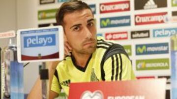 Alcácer: "Estoy preparado para jugar pero decide el míster"