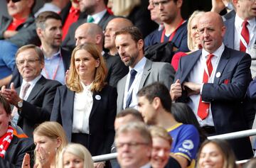 Gareth Southgate and Gary McAllister in the stands