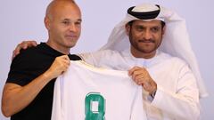 A Iniesta se le abre la puerta de los banquillos