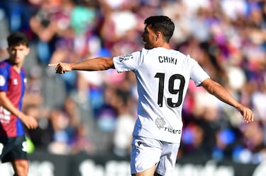 El Cartagena perdona al líder y cae en el añadido