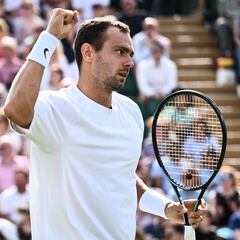 Safiullin, 12º debutante que llega a cuartos con una historia peculiar