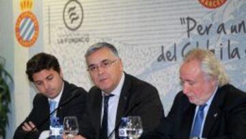 El presidente del RCD Espanyol y de la Fundació, Joan Collet , y el vicepresidente ejecutivo de la Fundació, Antoni Fernandez Teixidó.