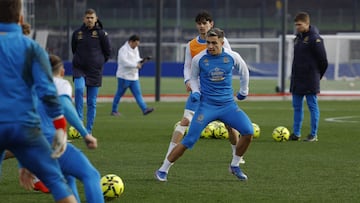 Yeremay resiste a las molestias físicas y a las cuatro amarillas que lleva.