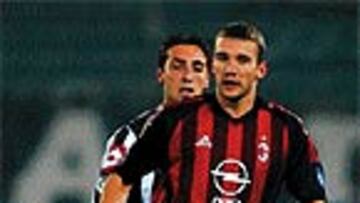 <b>ENFADADO</b>. Shevchenko está enfadado por su situación en el Milán.
