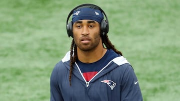 Patriots' CB Stephon Gilmore traded to the Carolina Panthers