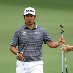 How do players qualify for the Masters Tournament at Augusta National?